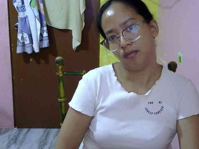 MystiqueMiss webcam