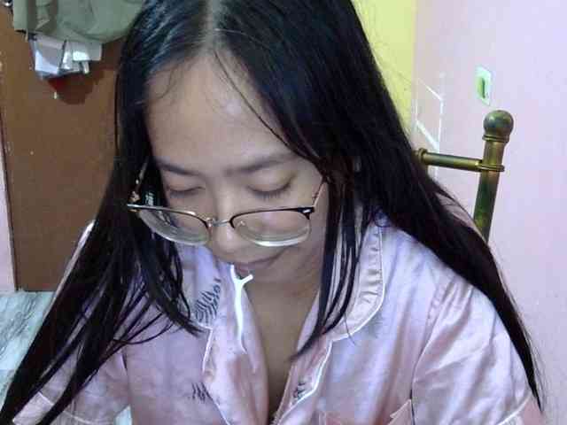 MystiqueMiss webcam