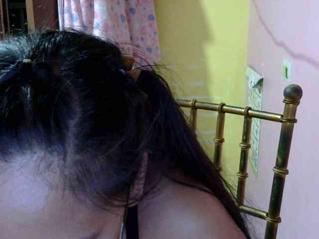 MystiqueMiss webcam
