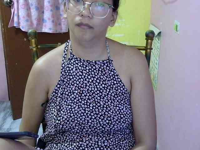MystiqueMiss webcam