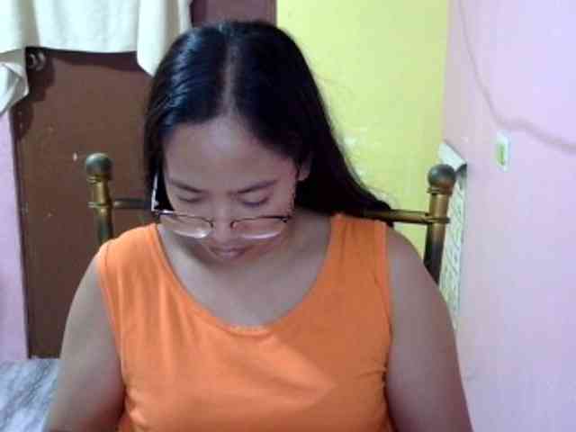 MystiqueMiss webcam