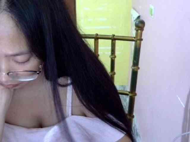 MystiqueMiss webcam