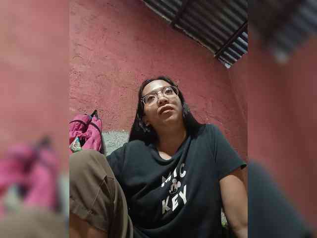 MystiqueMiss webcam