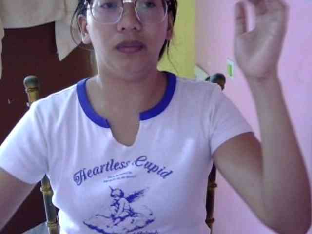 MystiqueMiss webcam