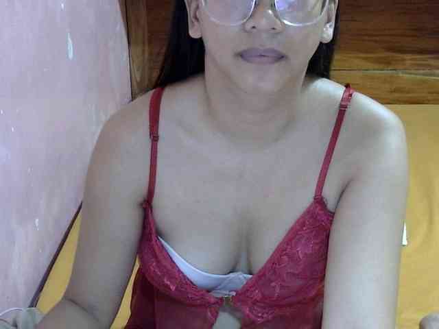 MystiqueMiss webcam