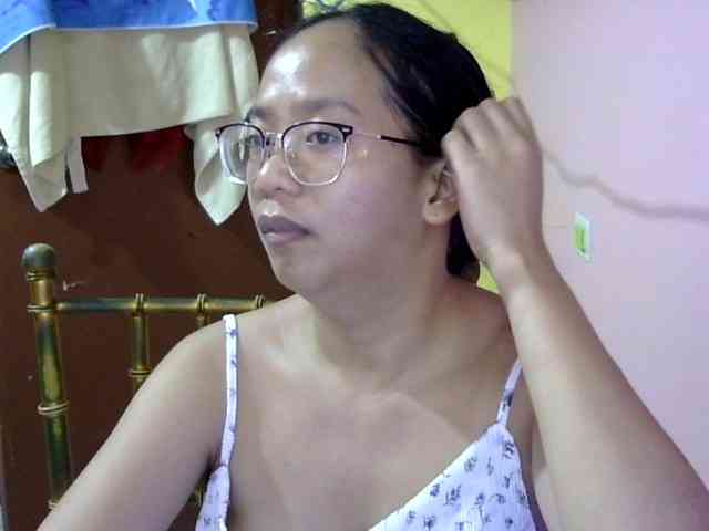 MystiqueMiss webcam
