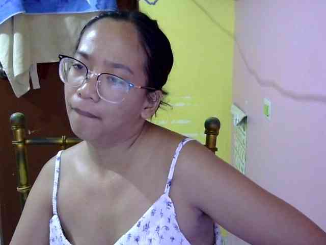 MystiqueMiss webcam