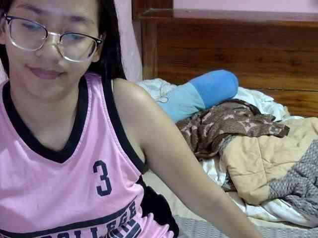 MystiqueMiss webcam