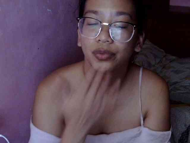 MystiqueMiss webcam