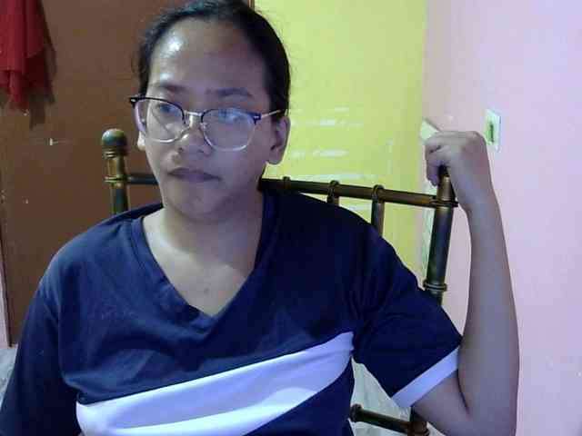 MystiqueMiss webcam