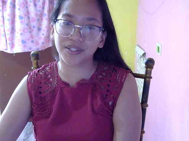 MystiqueMiss webcam