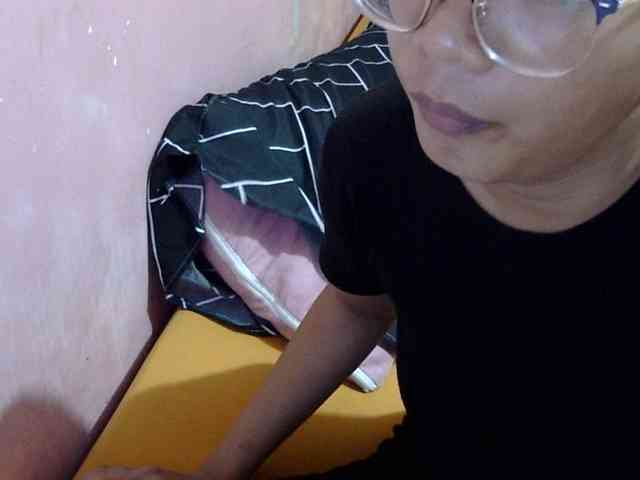 MystiqueMiss webcam