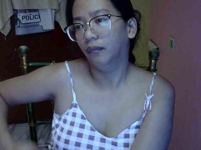 MystiqueMiss webcam