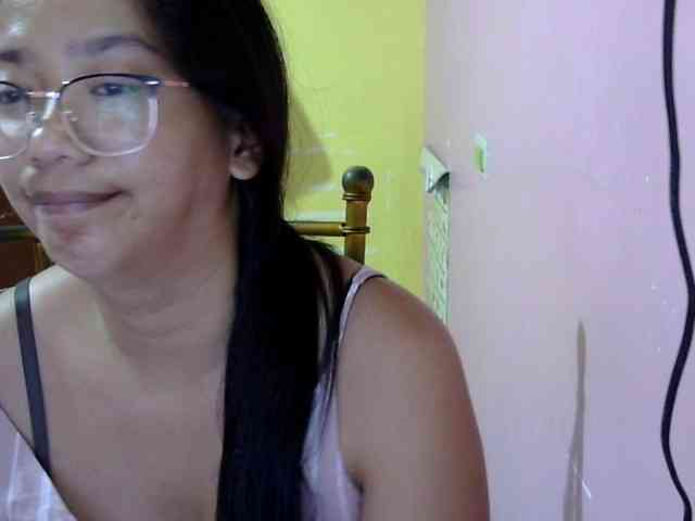 MystiqueMiss webcam