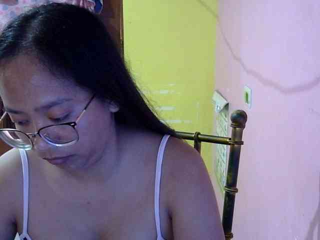 MystiqueMiss webcam