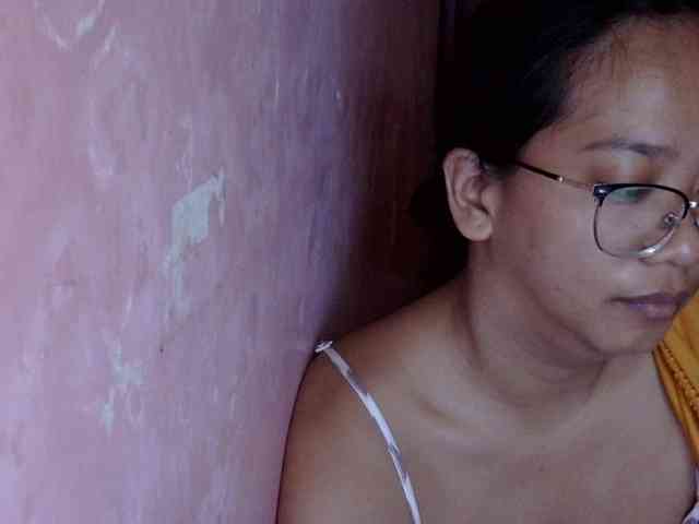 MystiqueMiss webcam