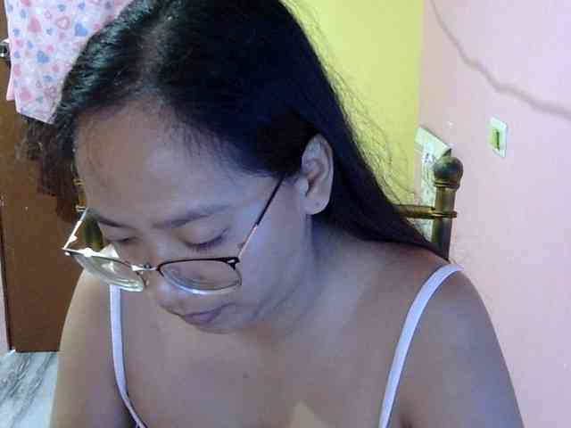MystiqueMiss webcam