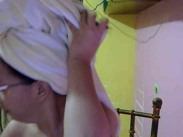 MystiqueMiss webcam