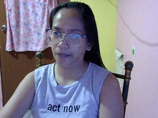 MystiqueMiss webcam