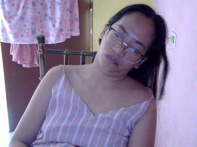 MystiqueMiss webcam