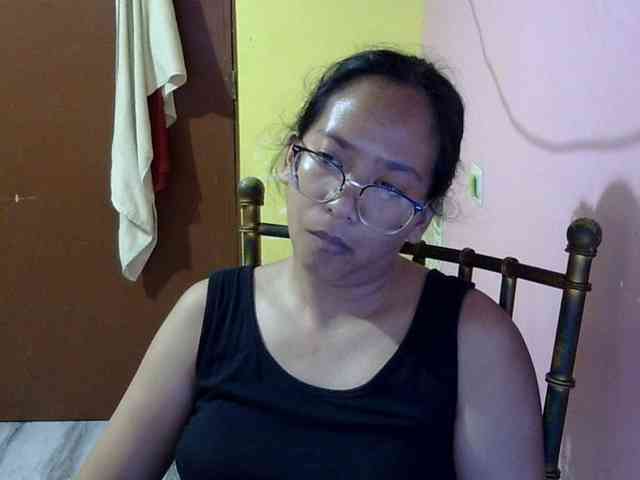 MystiqueMiss webcam