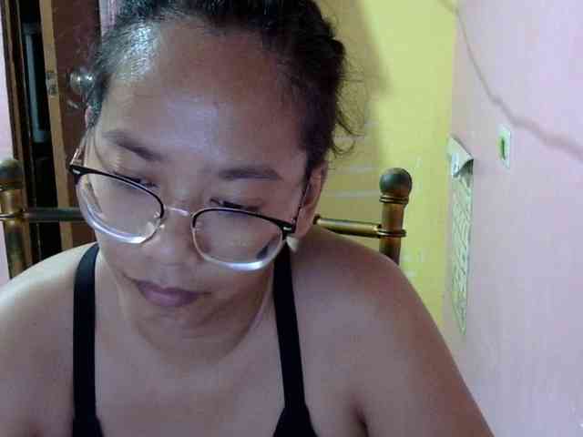 MystiqueMiss webcam