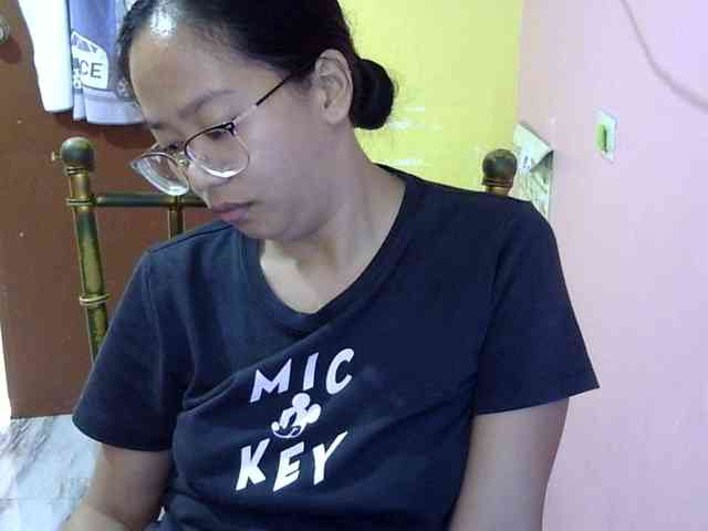 MystiqueMiss webcam