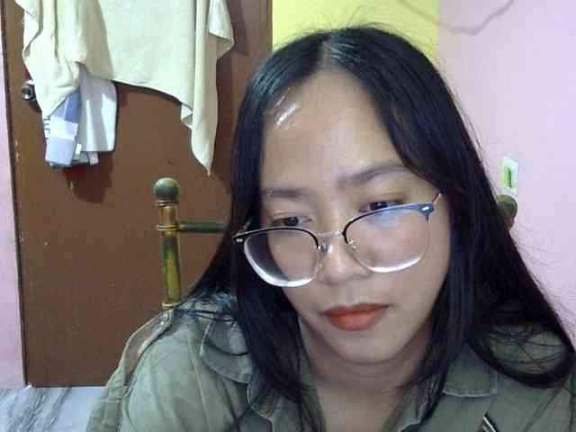 MystiqueMiss webcam