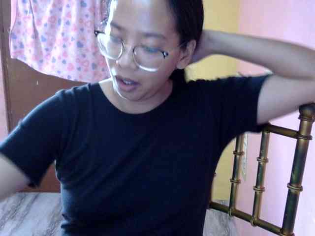 MystiqueMiss webcam