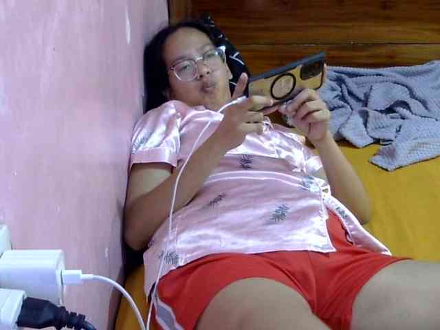 MystiqueMiss webcam