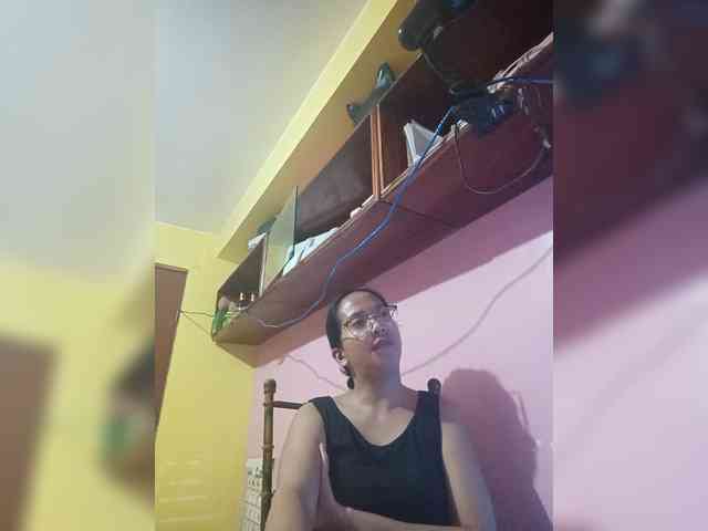 MystiqueMiss webcam