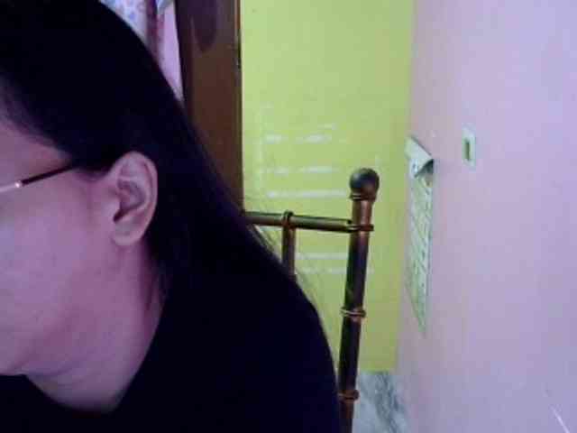 MystiqueMiss webcam