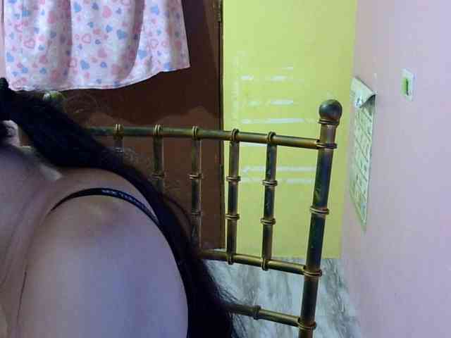 MystiqueMiss webcam