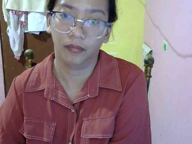 MystiqueMiss webcam