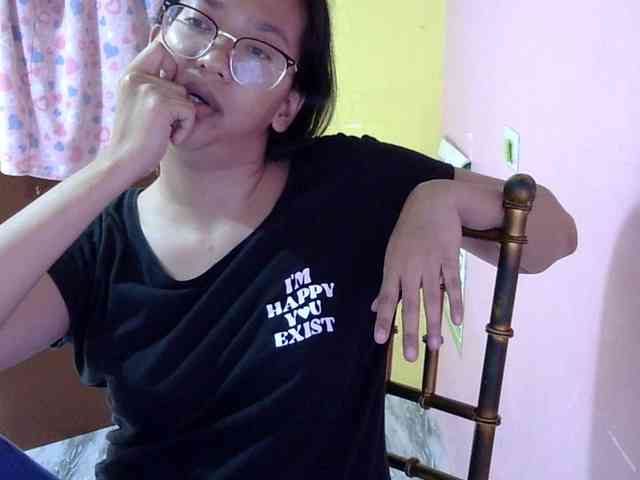 MystiqueMiss webcam