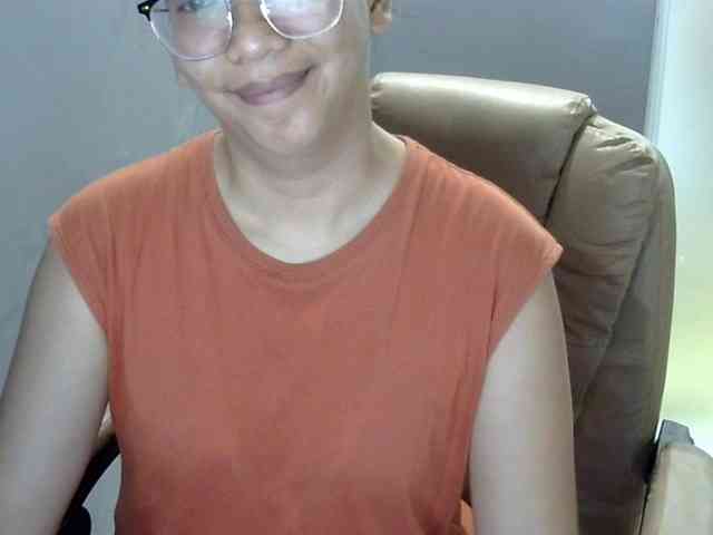 MystiqueMiss webcam