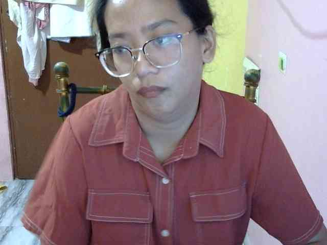 MystiqueMiss webcam