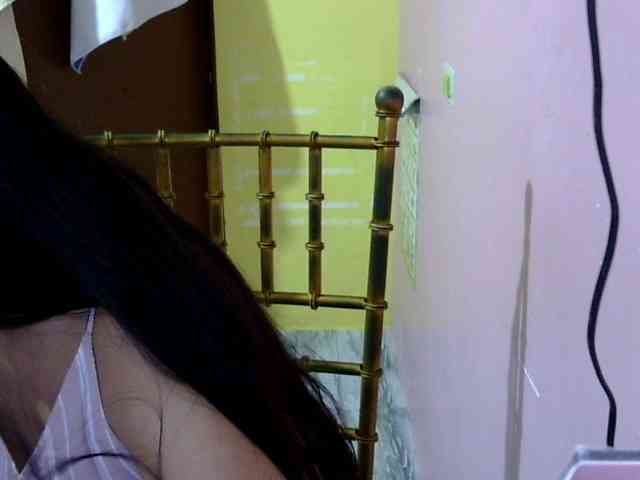 MystiqueMiss webcam