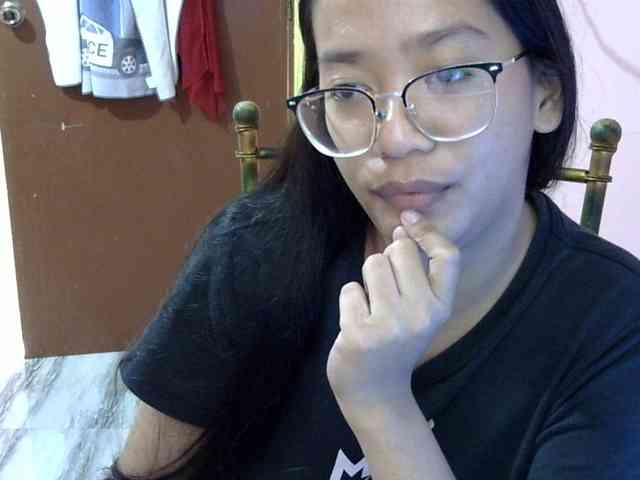 MystiqueMiss webcam