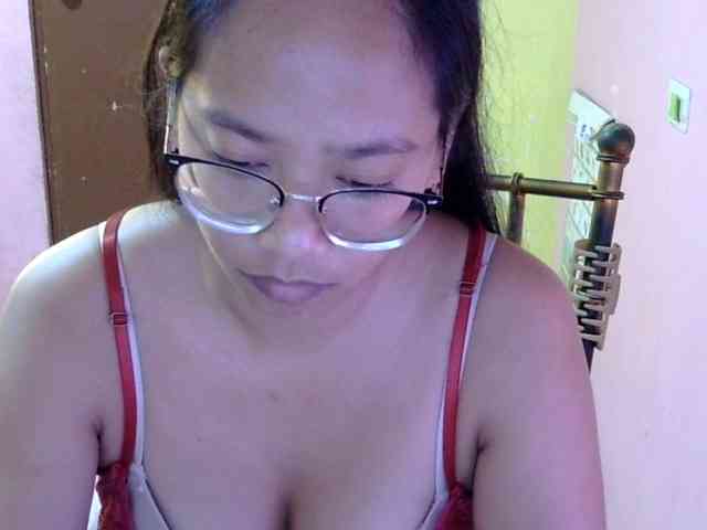 MystiqueMiss webcam
