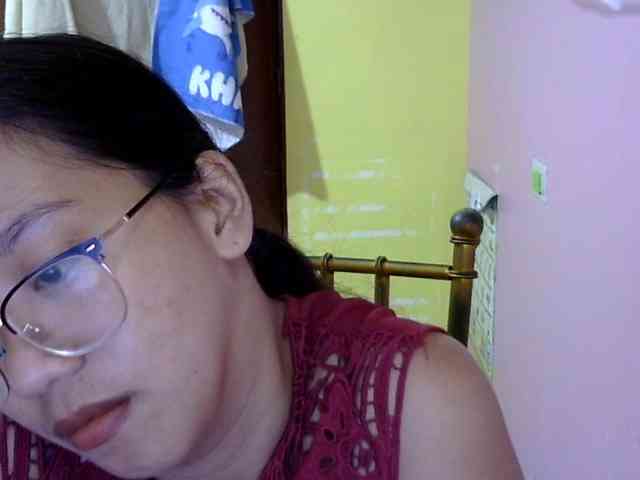 MystiqueMiss webcam