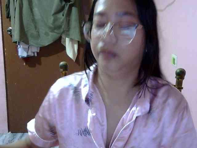 MystiqueMiss webcam