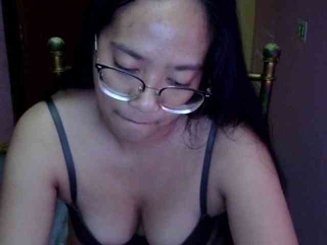 MystiqueMiss webcam