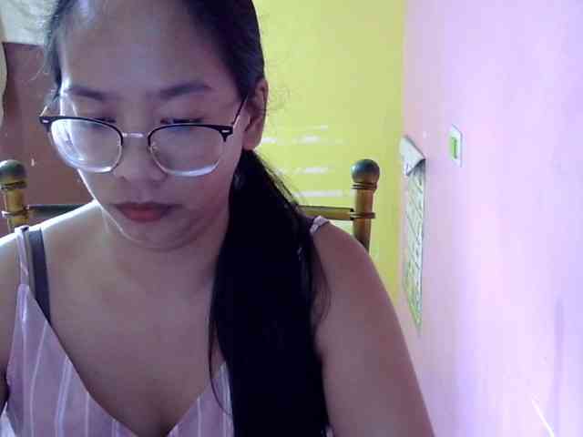 MystiqueMiss webcam