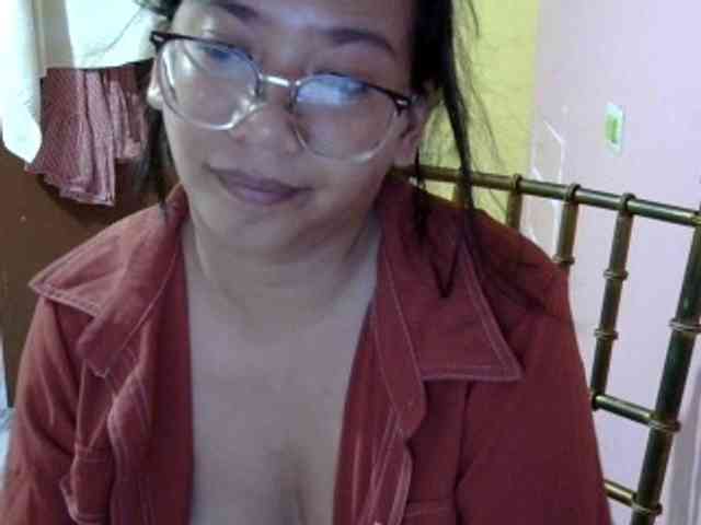 MystiqueMiss webcam