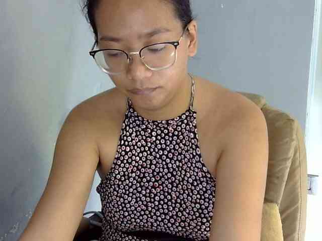 MystiqueMiss webcam