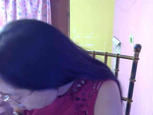 MystiqueMiss webcam