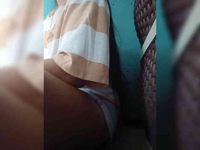 MystiqueMiss webcam