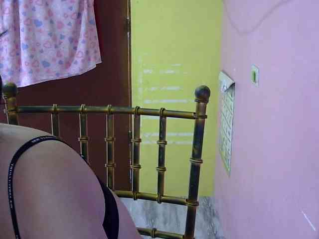 MystiqueMiss webcam