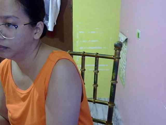 MystiqueMiss webcam